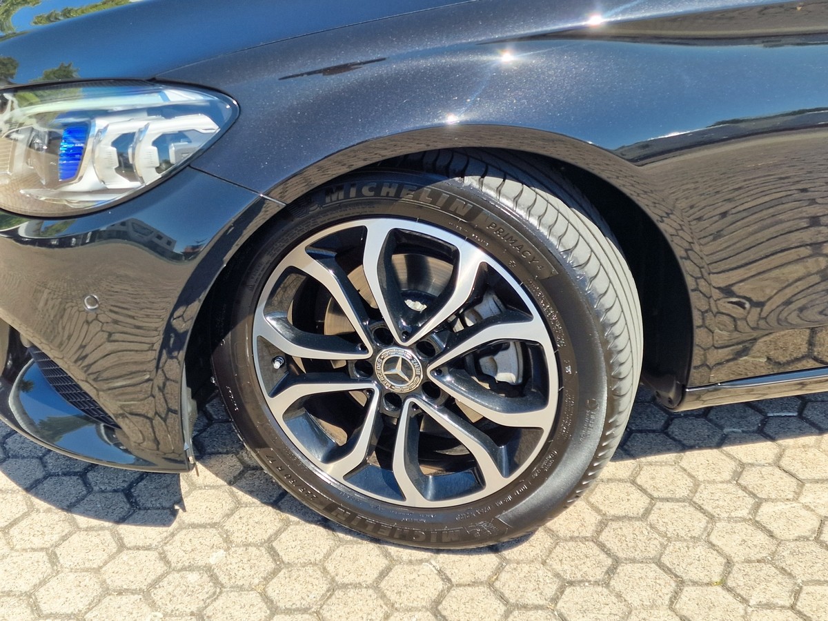 Mercedes-Benz C 220 d T Avantg.*Nightpaket*AHK*ACC*R-Kamera