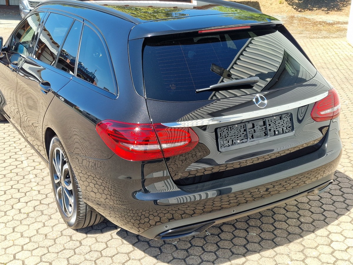 Mercedes-Benz C 220 d T Avantg.*Nightpaket*AHK*ACC*R-Kamera