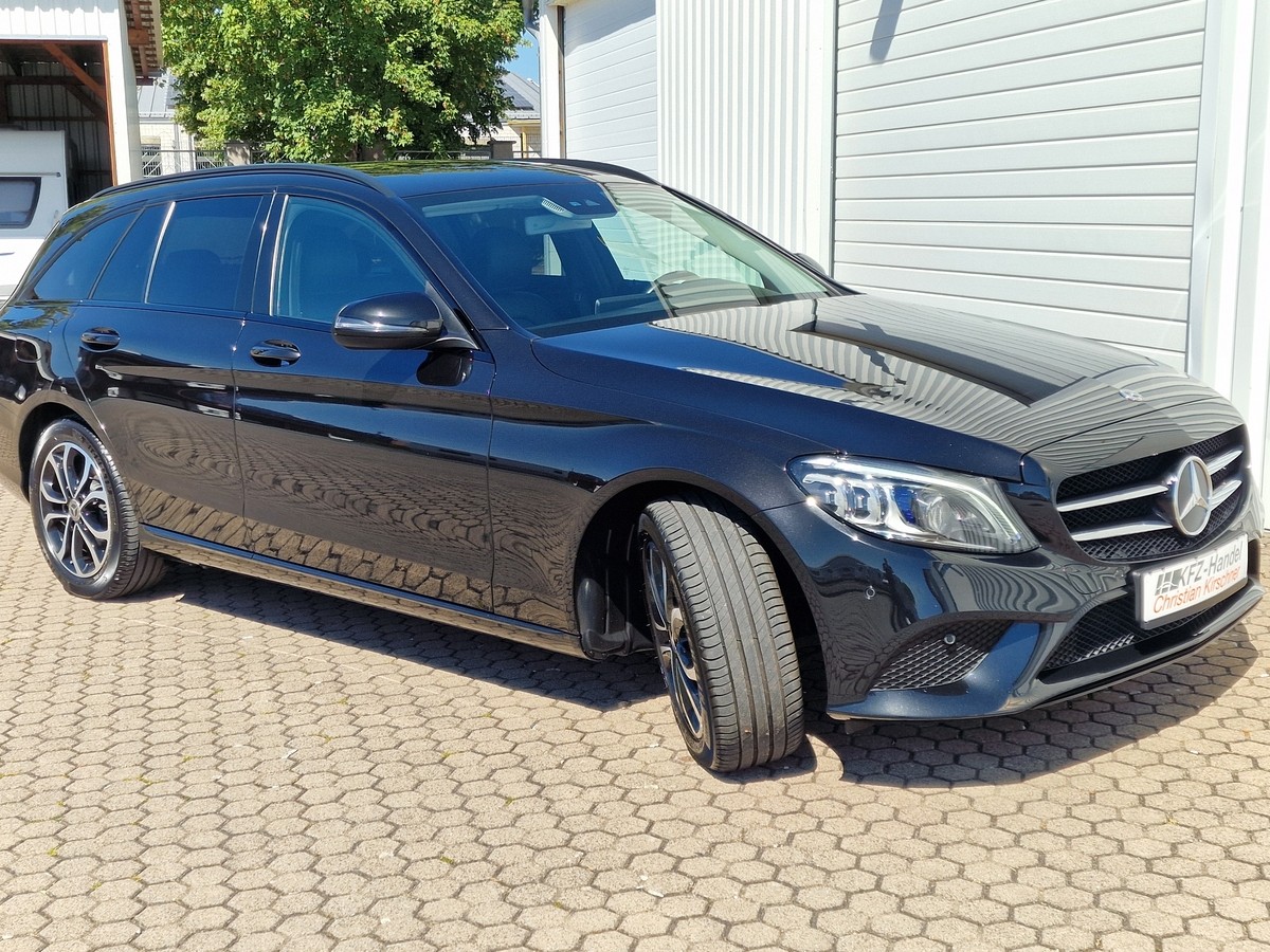 Mercedes-Benz C 220 d T Avantg.*Nightpaket*AHK*ACC*R-Kamera