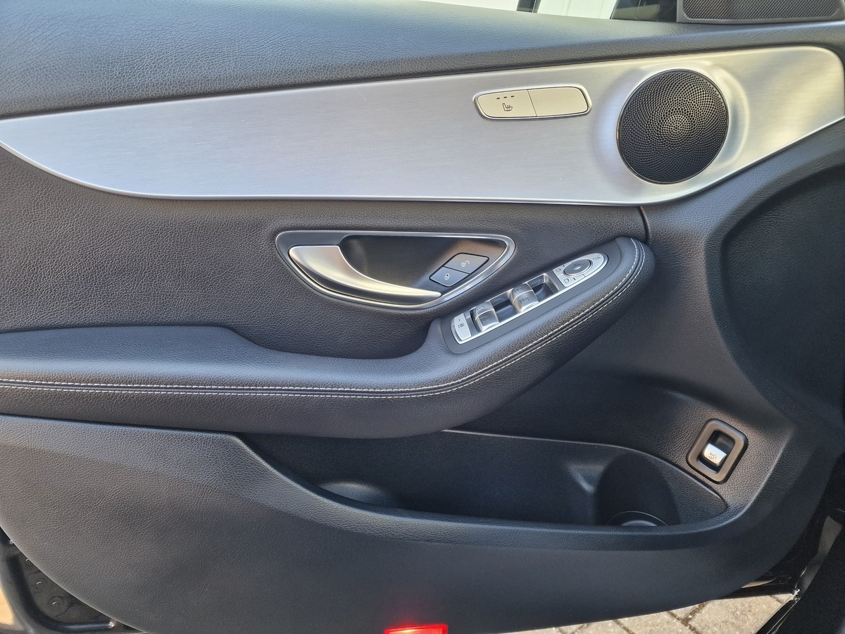 Mercedes-Benz C 220 d T Avantg.*Nightpaket*AHK*ACC*R-Kamera