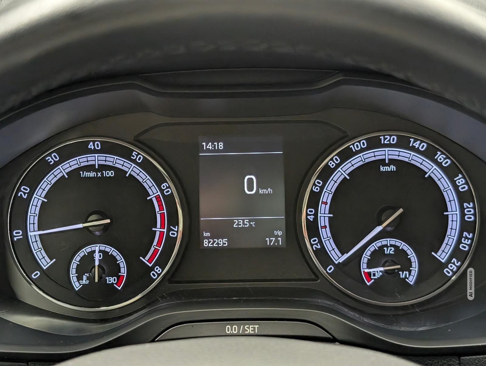 Skoda Karoq LED/SmartLink/SHZ/PDC/AHK/Tempom.