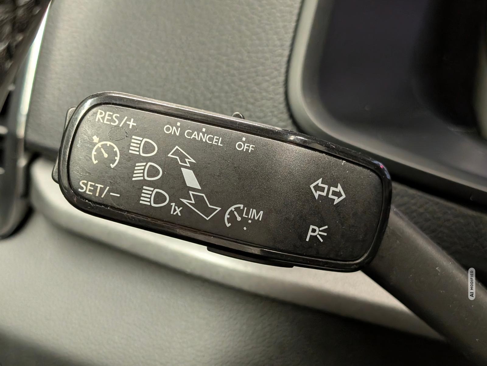 Skoda Karoq LED/SmartLink/SHZ/PDC/AHK/Tempom.