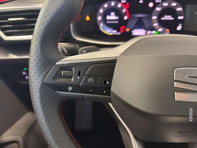 Seat Leon 1.5 eTSI DSG FR LED NAVI ACC SIDEASS PARKASS KEYLE