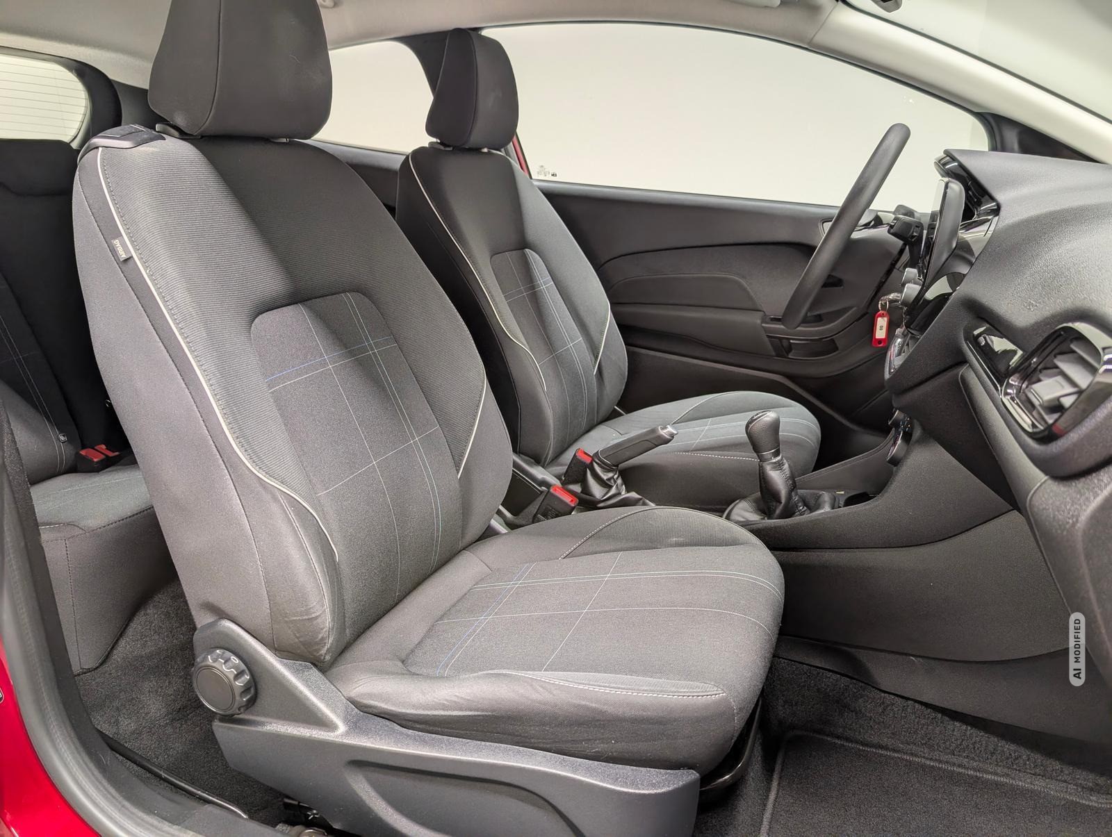Ford Fiesta Cool & Connect App-Link/PDC/Klima