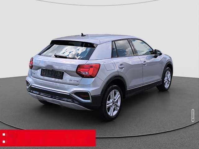 Audi Q2 35 TFSI advanced LED PDC RFK