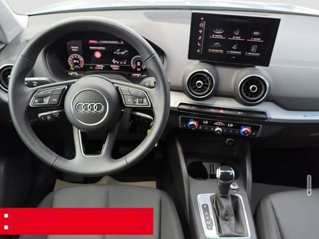 Audi Q2 35 TFSI advanced LED PDC RFK