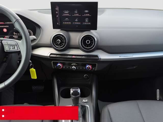 Audi Q2 35 TFSI advanced LED PDC RFK