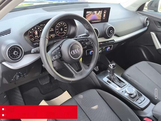 Audi Q2 35 TFSI advanced PDC RFK SHZ