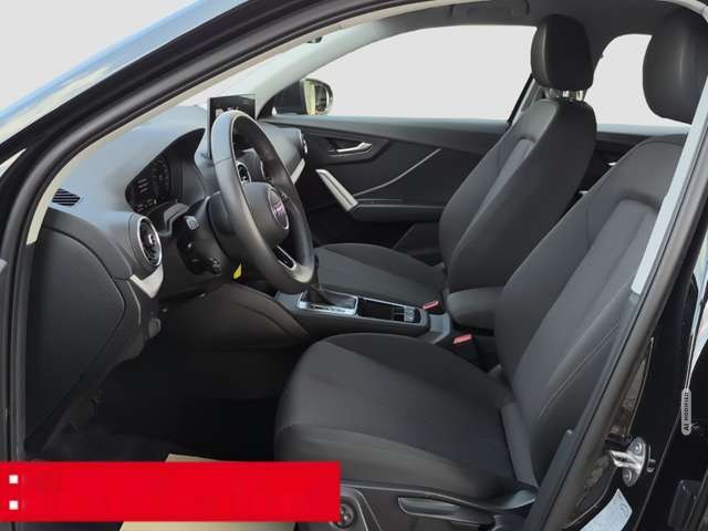 Audi Q2 35 TFSI advanced LED PDC RFK