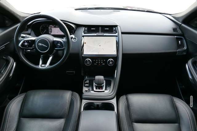 Jaguar E-Pace P200 AWD R-Dynamic 1.HAND LED LEDER