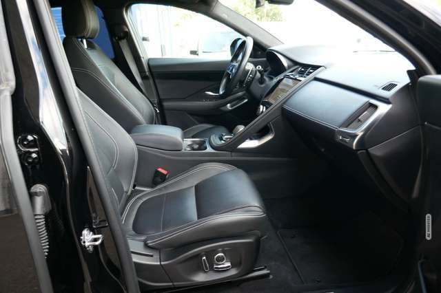 Jaguar E-Pace P200 AWD R-Dynamic 1.HAND LED LEDER