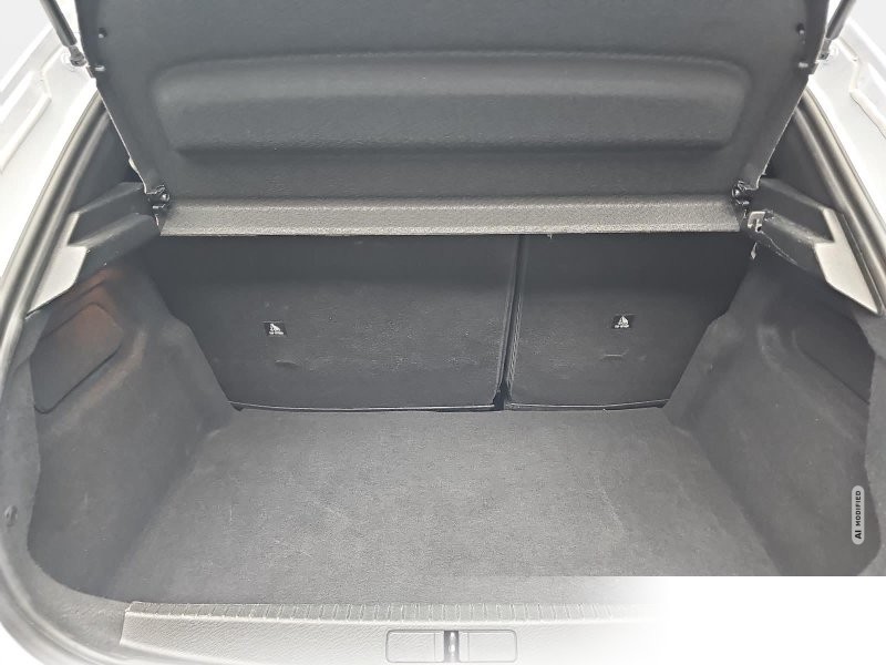 Peugeot 208 1.2 PureTech 100 Allure LED DAB LM