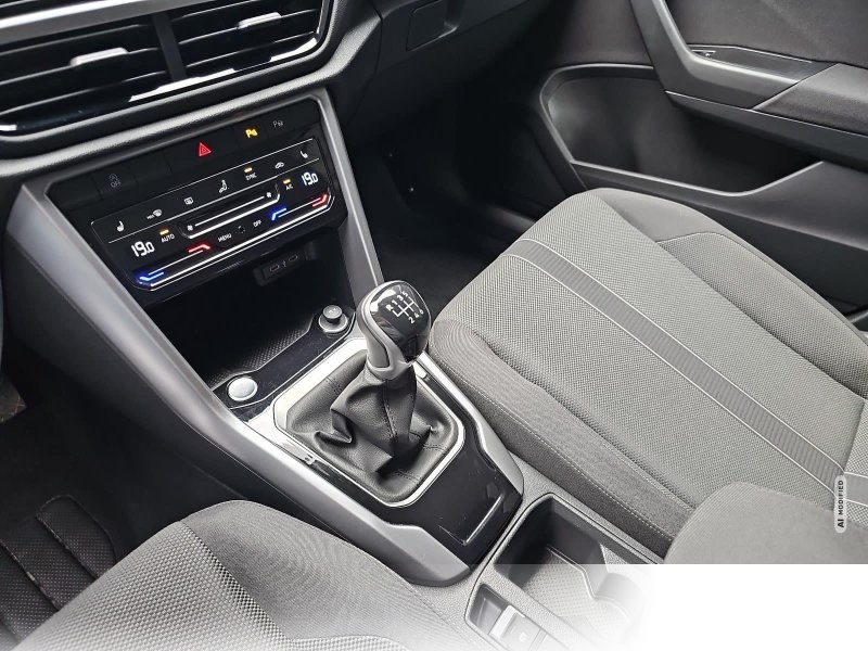 Volkswagen T-Roc 1.0 TSI Life Navi LED ACC Kamera LM17