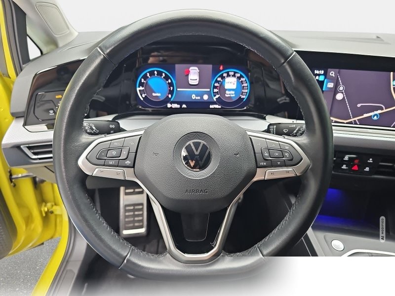 Volkswagen Golf 1.5 TSI VIII Active Navi LED M+S LM