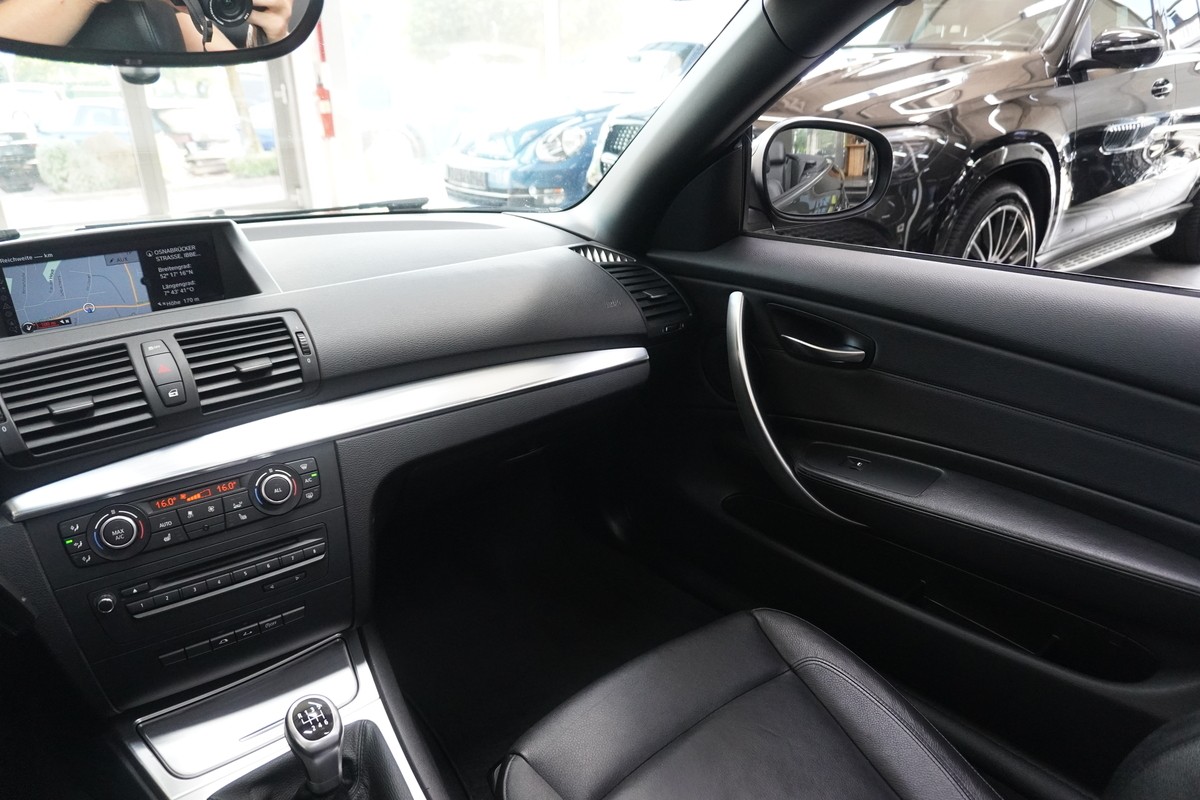 BMW 118 i Cabrio Bi-Xenon Navi PDC Temp SHZ