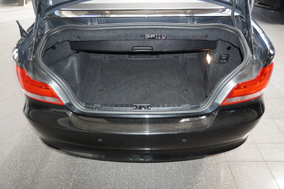 BMW 118 i Cabrio Bi-Xenon Navi PDC Temp SHZ