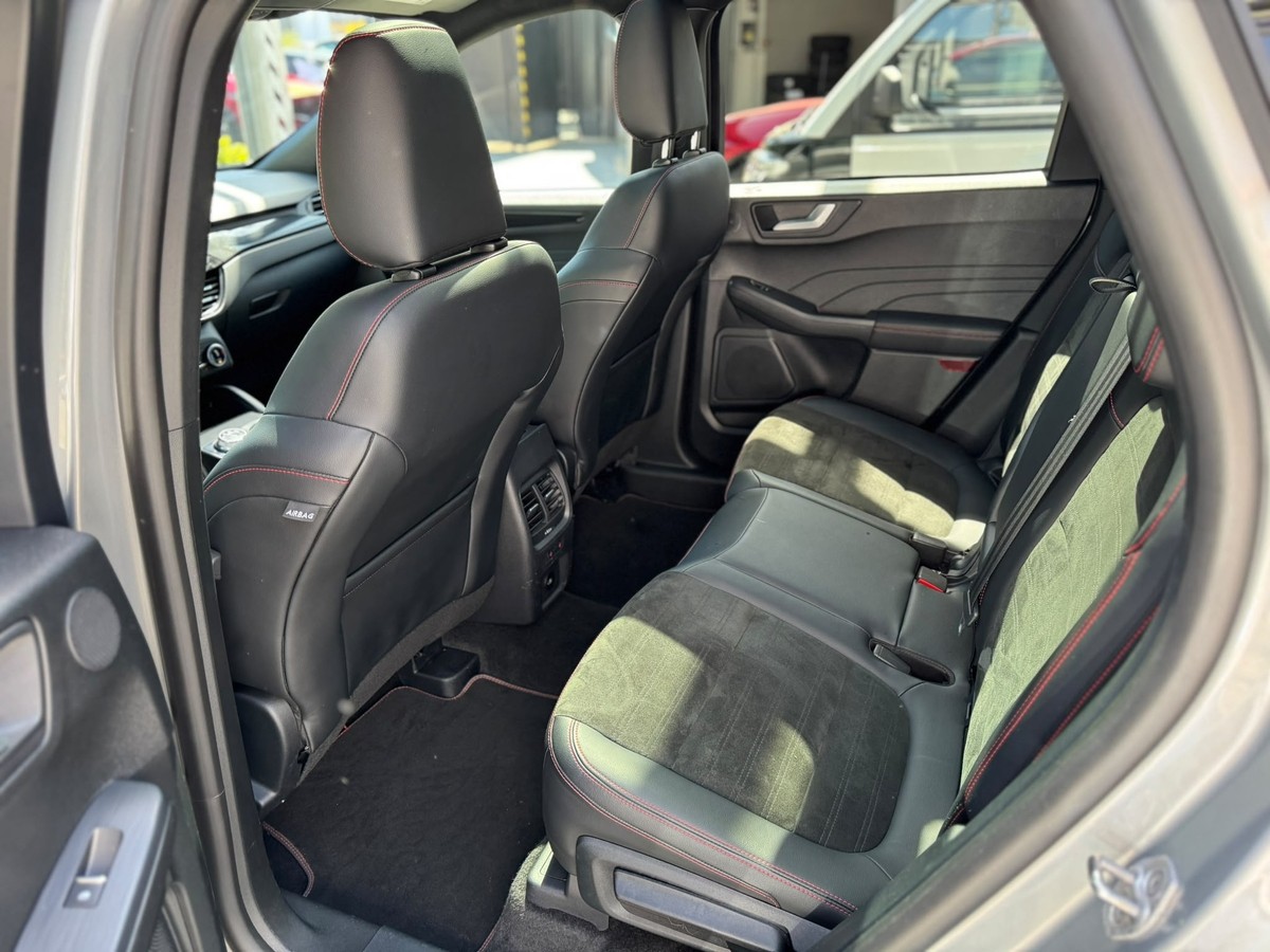 Ford Kuga 2.5 Duratec PHEV ST-Line X - B&O, Panoramadach, Teilled