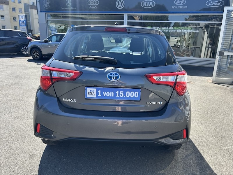 Toyota Yaris 1.5 DUAL-VVT-i Hybrid TEAM D KLIMA*SHZG*BTH*PDC*R-CAM