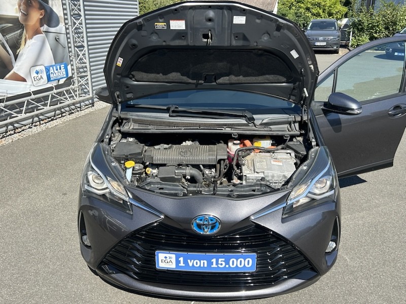 Toyota Yaris 1.5 DUAL-VVT-i Hybrid TEAM D KLIMA*SHZG*BTH*PDC*R-CAM