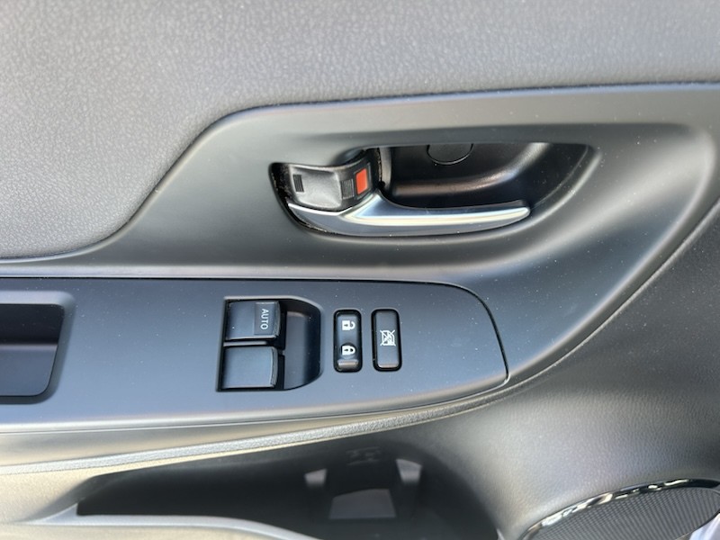 Toyota Yaris 1.5 DUAL-VVT-i Hybrid TEAM D KLIMA*SHZG*BTH*PDC*R-CAM