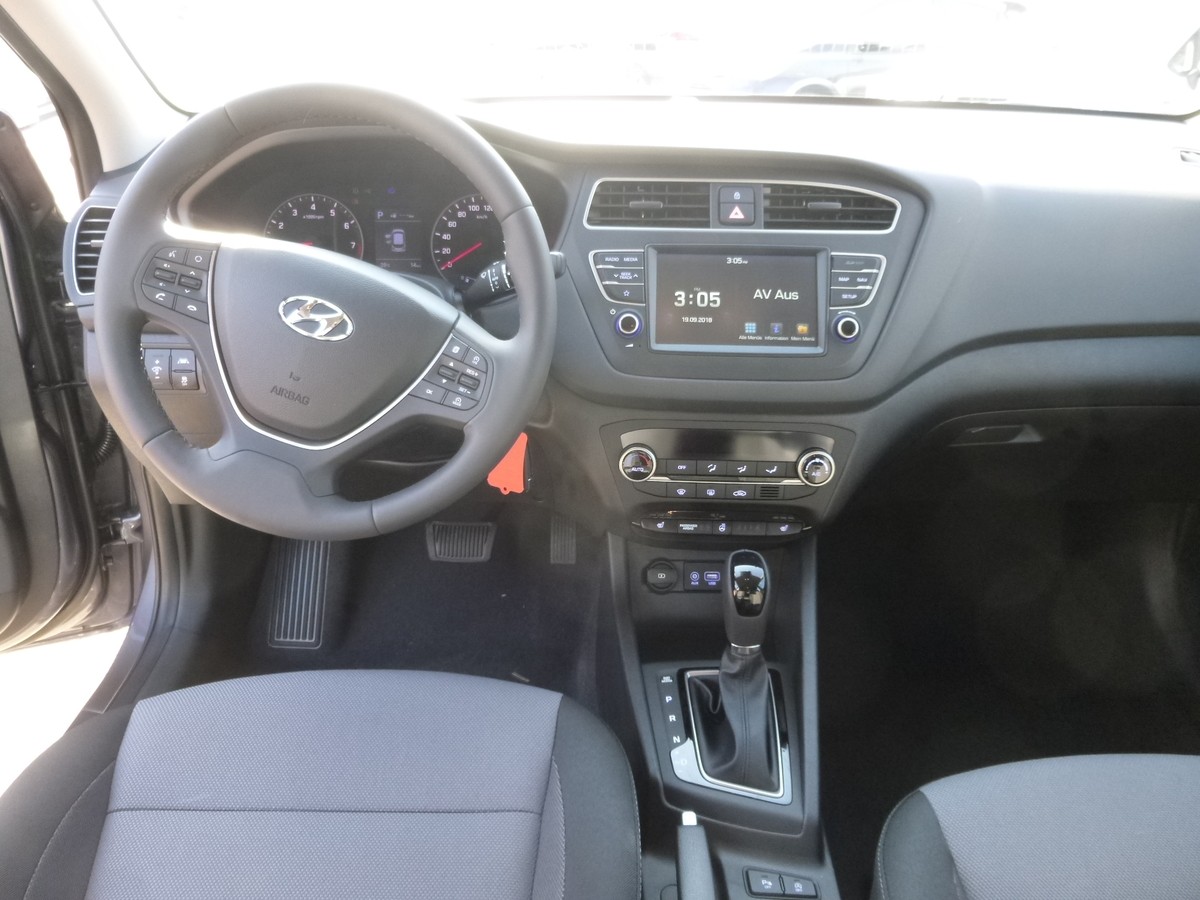 Hyundai i20 1.0 T-GDI Automatik - Navi - R.Kam - PDC - Sitzhzg
