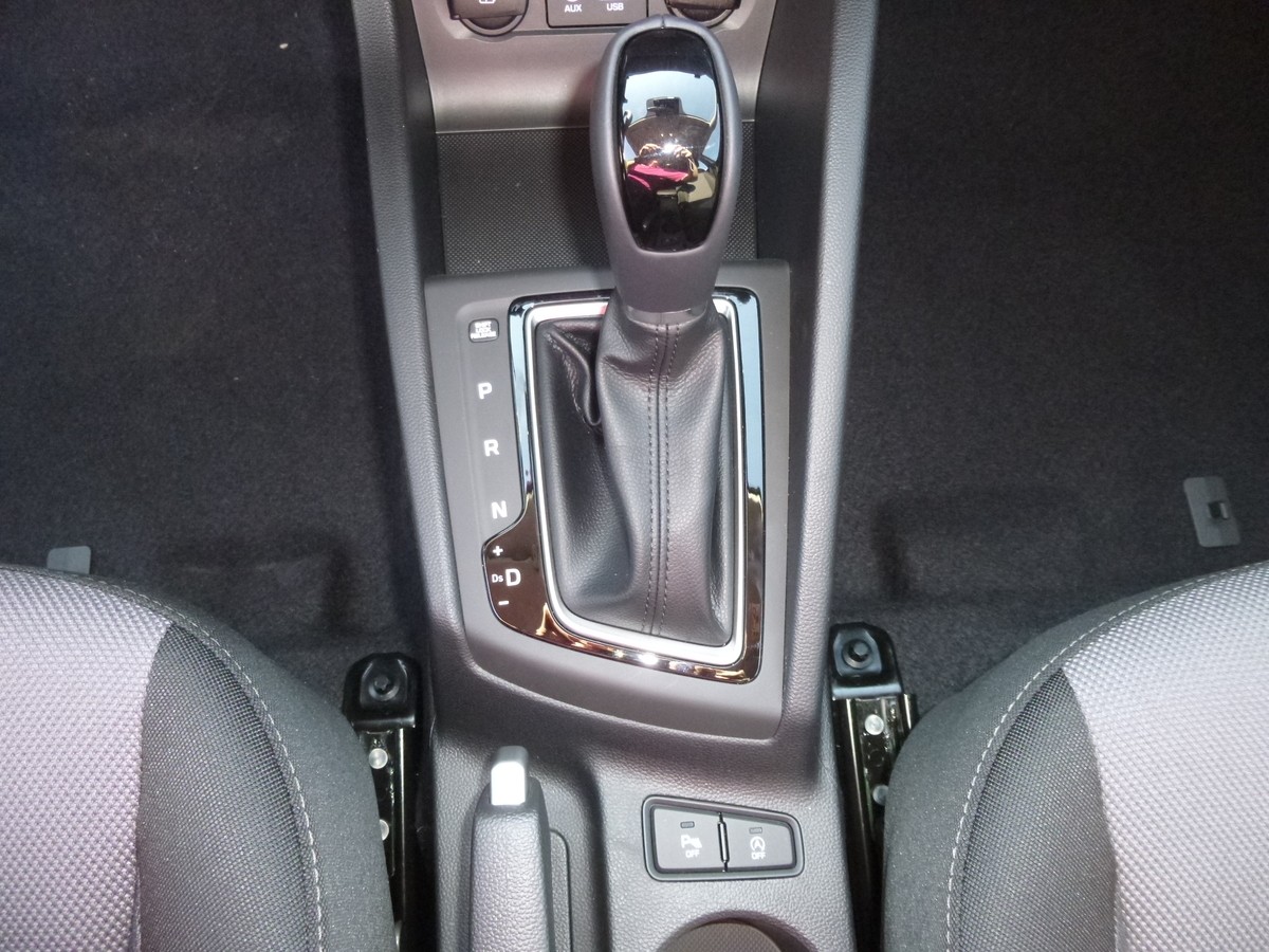 Hyundai i20 1.0 T-GDI Automatik - Navi - R.Kam - PDC - Sitzhzg