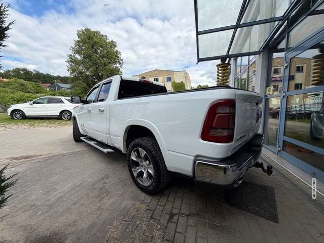 Dodge RAM 1500 5,7 HEMI LARAMIE