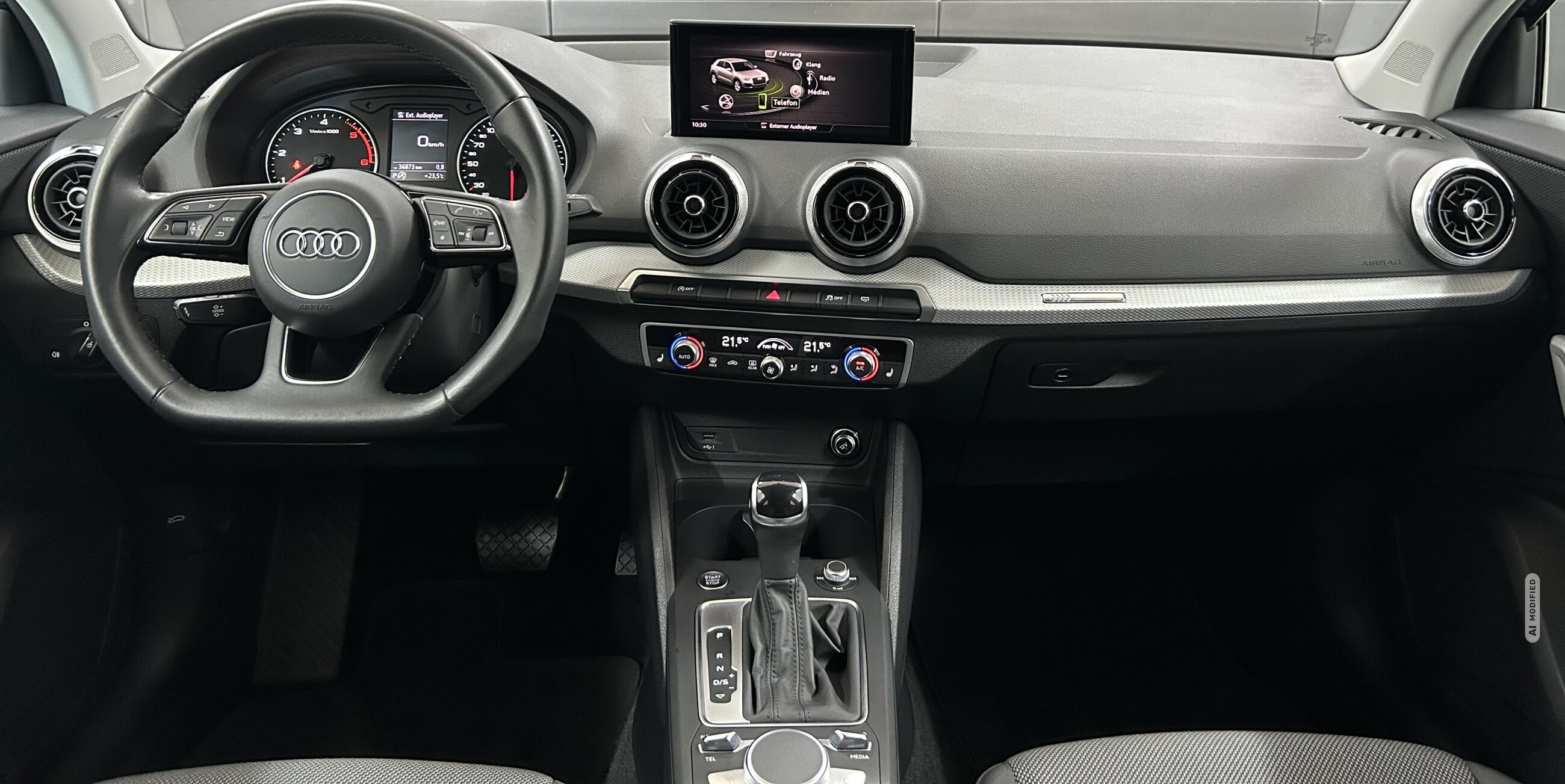 Audi Q2 35 TDI S line+Keyless+19-Zoll+LED+TEMP+AHK