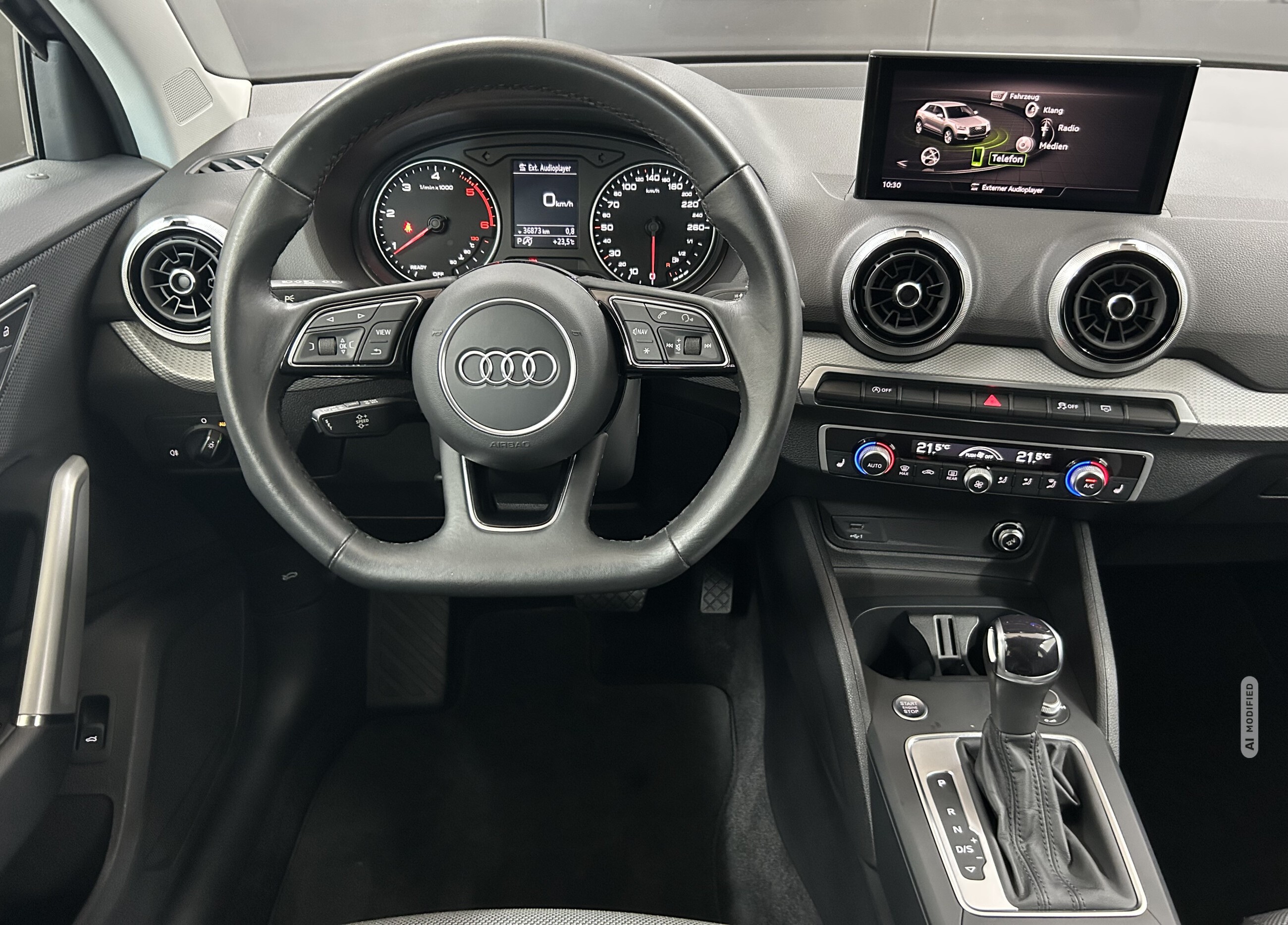 Audi Q2 35 TDI S line+Keyless+19-Zoll+LED+TEMP+AHK