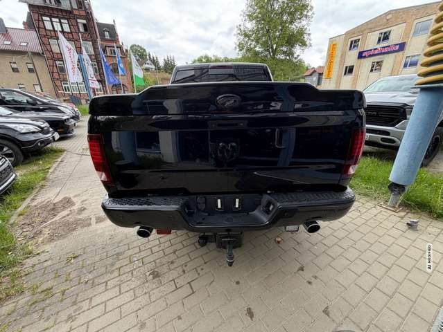 Dodge RAM 1500 5,7 HEMI LARAMIE UNFALLFREI