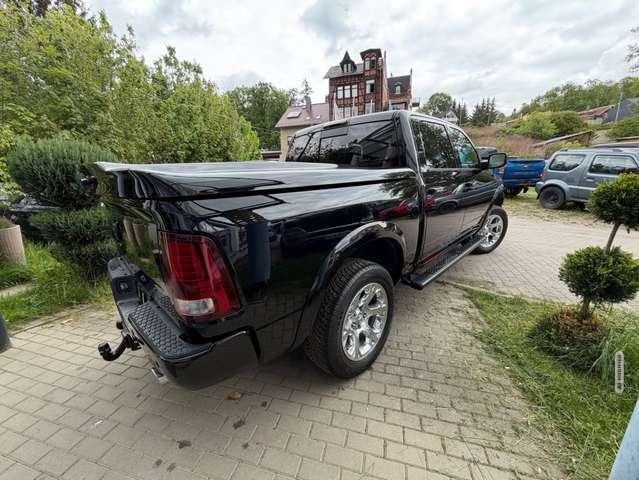 Dodge RAM 1500 5,7 HEMI LARAMIE UNFALLFREI