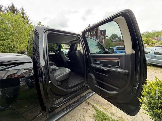 Dodge RAM 1500 5,7 HEMI LARAMIE UNFALLFREI