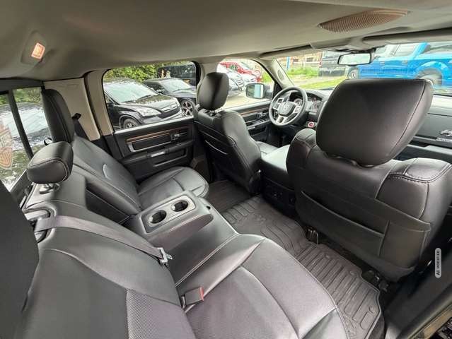 Dodge RAM 1500 5,7 HEMI LARAMIE UNFALLFREI
