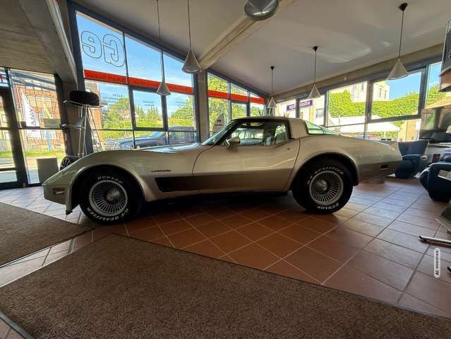 Corvette C3 Targa Collectors Edition
