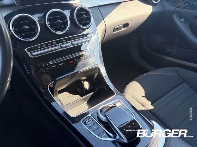 Mercedes-Benz C 200 T BlueTEd Navi e-Sitze Parklenkass. Mehrzonenklima