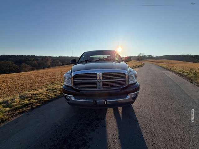 Dodge RAM 1500 Hemi