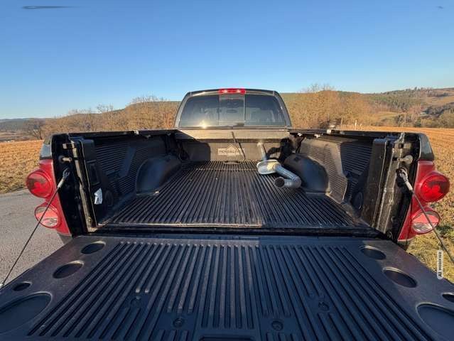 Dodge RAM 1500 Hemi