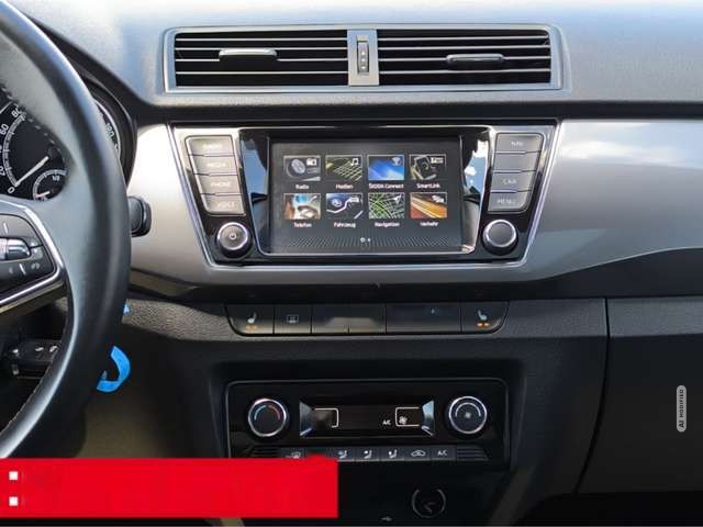 Skoda Fabia 1.0 TSI Ambition AHK NAVI ACC PANO