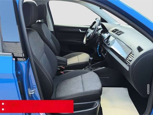 Skoda Fabia 1.0 TSI Ambition AHK NAVI ACC PANO