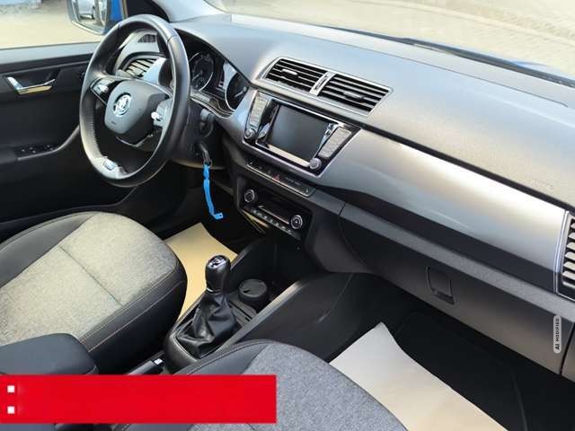 Skoda Fabia 1.0 TSI Ambition AHK NAVI ACC PANO
