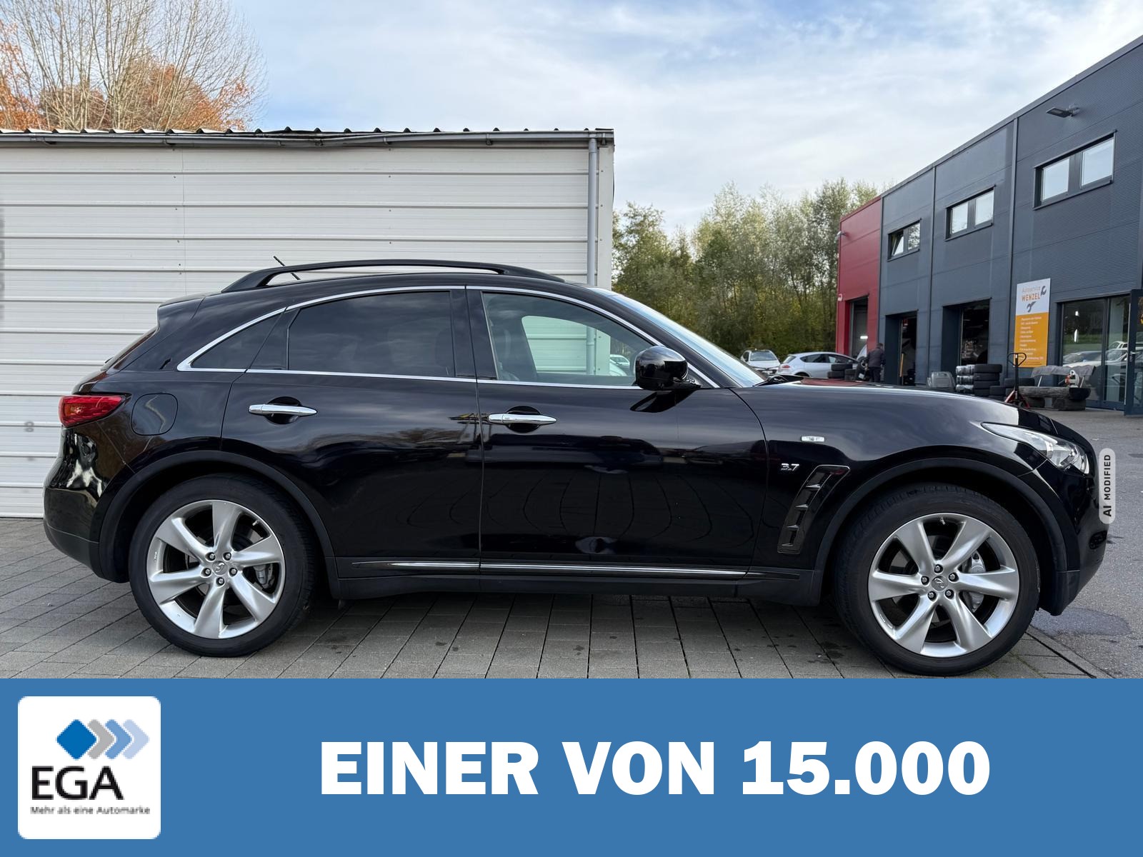 Infiniti QX70 3.7 V6 Navi*SHZ*AHK