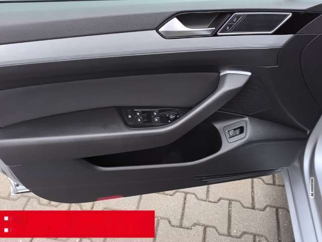 Volkswagen Passat Variant 1.5 TSI DSG Business AHK ACC NAVI