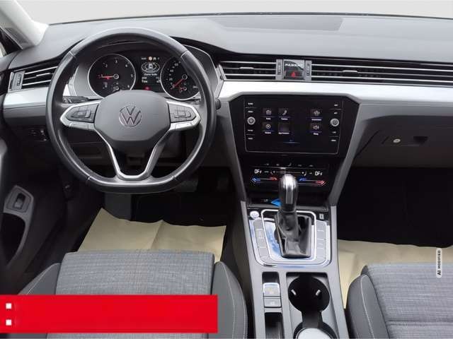 Volkswagen Passat Variant 2.0 TDI DSG Business AHK NAVI PDC