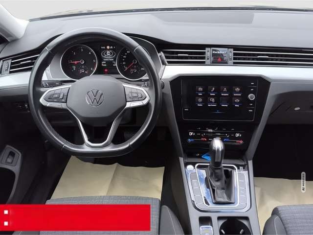 Volkswagen Passat Variant 2.0 TDI DSG Business AHK NAVI PDC