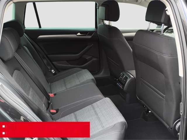 Volkswagen Passat Variant 2.0 TDI DSG Business AHK NAVI PDC