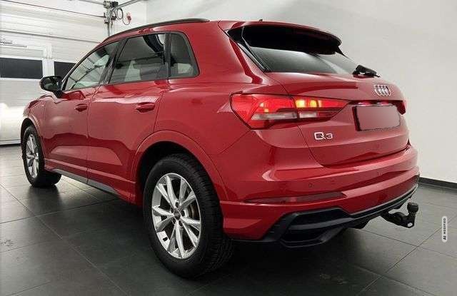 Audi Q3 Q3 35 TFSI S tron S-line AHK#LR-Hzg#ACC#Alcantara