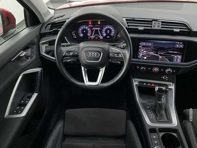 Audi Q3 Q3 35 TFSI S tron S-line AHK#LR-Hzg#ACC#Alcantara