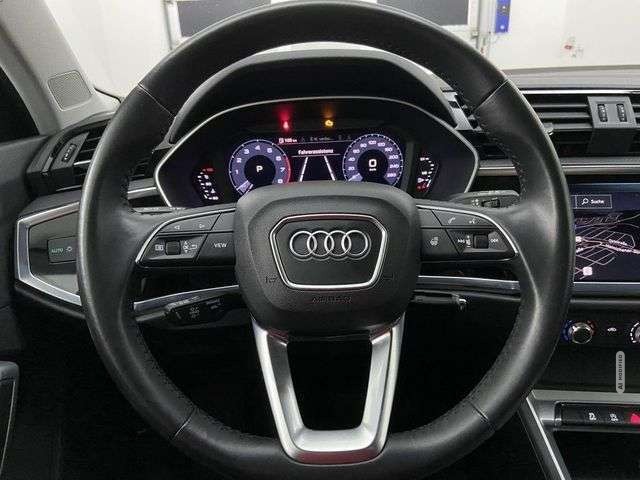 Audi Q3 Q3 35 TFSI S tron S-line AHK#LR-Hzg#ACC#Alcantara