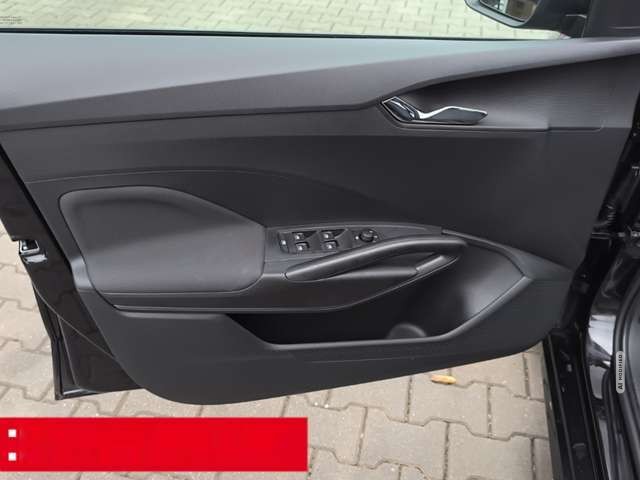 Skoda Fabia 1.0 MPI Selection 5-J-G LED RFK PDC