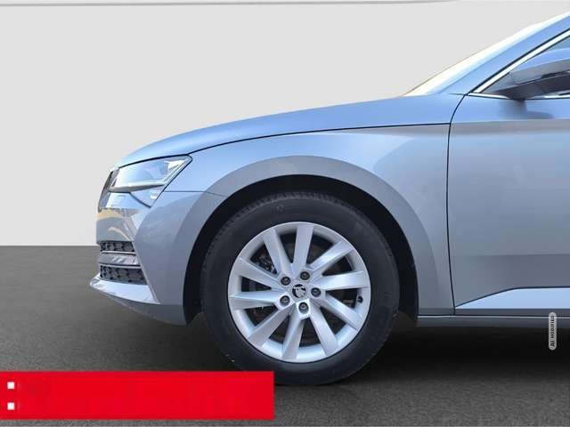 Skoda Superb Combi 1.4 TSI DSG Style iV VOLL-LED NAVI PDC